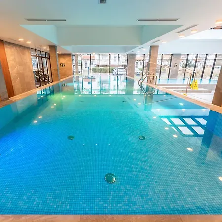 Molo Port Apartment *